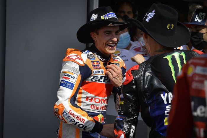 Ganador Marc Márquez, Repsol Honda Team, segundo lugar Fabio Quartararo, Yamaha Factory Racing