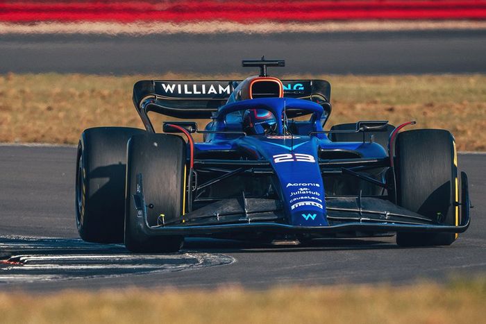 Alex Albon, Williams FW45 
