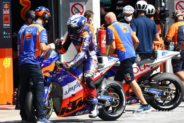 Iker Lecuona, Red Bull KTM Tech 3