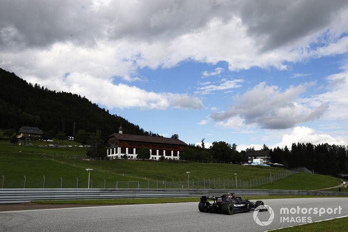 Lewis Hamilton, Mercedes F1 W11 EQ Performance