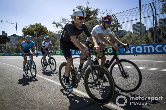Valtteri Bottas, Mercedes-AMG Petronas F1 rides the track