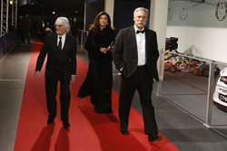 Bernie Ecclestone, vrouw Fabiana Flosi en Chase Carey