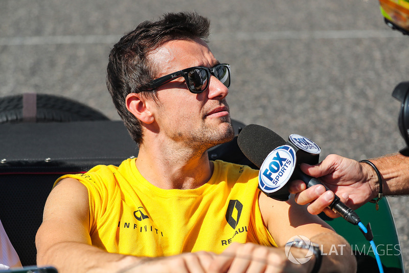 Jolyon Palmer, Renault Sport F1 Team lors de la parade des pilotes