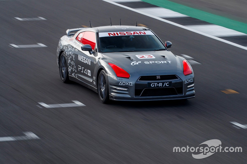 De snelste op afstand bestuurbare Nissan GT-R