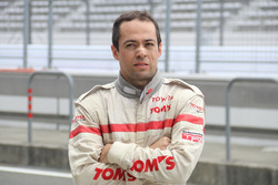J.P.L. De Oliveira