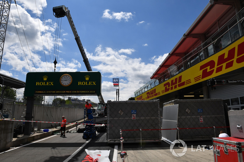 Casse in pit lane