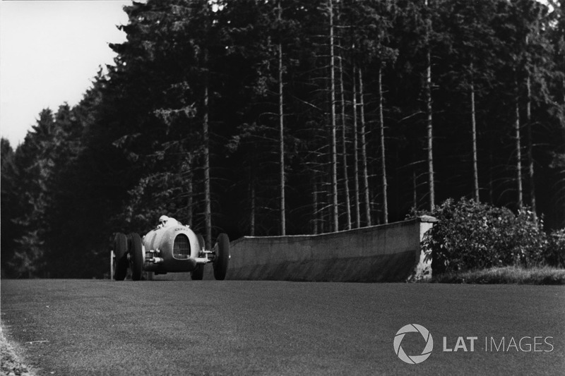 Bernd Rosemeyer, Auto Union B-typ