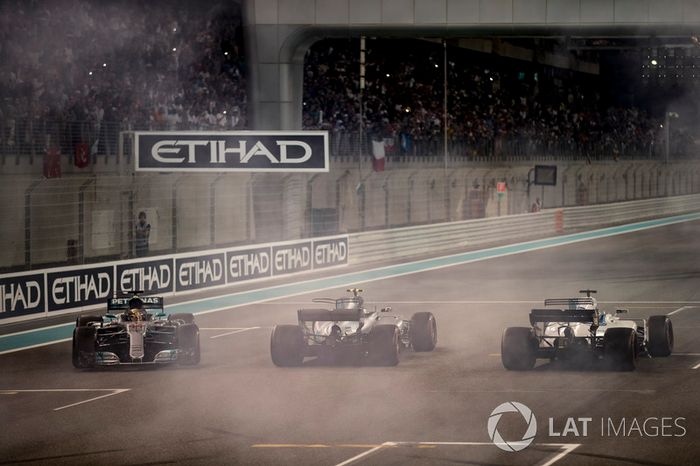 Lewis Hamilton, Mercedes AMG F1 W08, Valtteri Bottas, Mercedes AMG F1 W08, Felipe Massa, Williams FW40