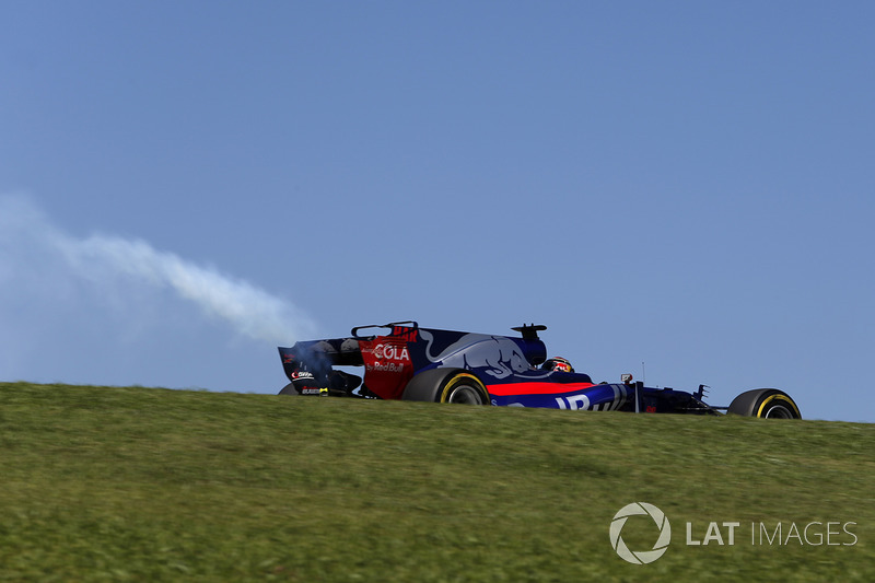 Brendon Hartley, Scuderia Toro Rosso STR12 avec une casse moteur