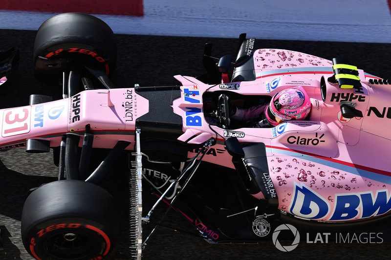 Esteban Ocon, Sahara Force India VJM10 with aero sensor