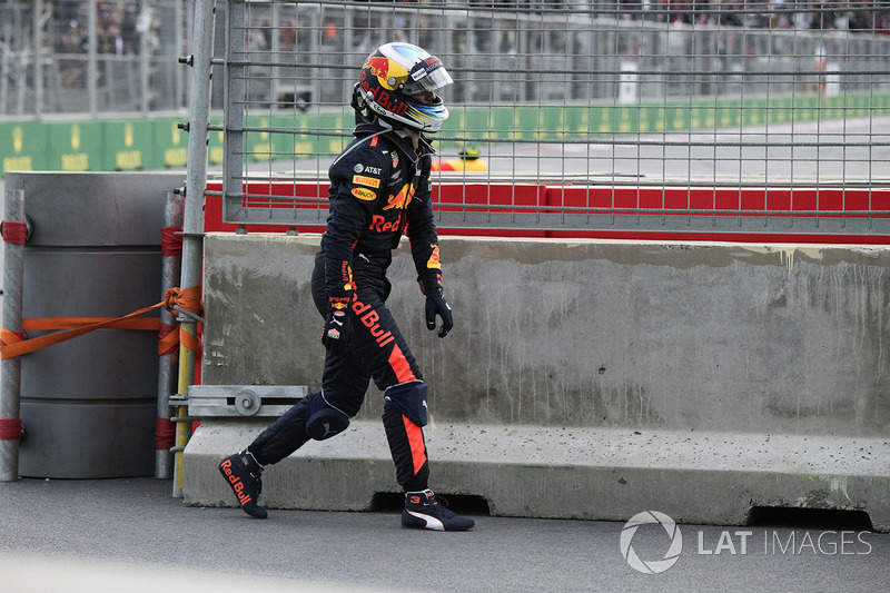 Max Verstappen - Daniel Ricciardo kazası - Red Bull Racing