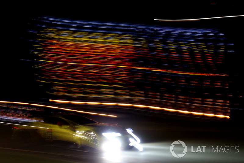 Марко Сёренсен, Ники Тим, Даррен Тёрнер, Aston Martin Racing, Aston Martin Vantage AMR (№95)