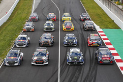 Gruppenfoto: Autos der WRX-Saison 2018