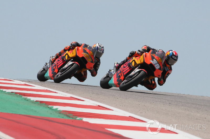 Bradley Smith, Red Bull KTM Factory Racing, Franco Morbidelli, Estrella Galicia 0,0 Marc VDS