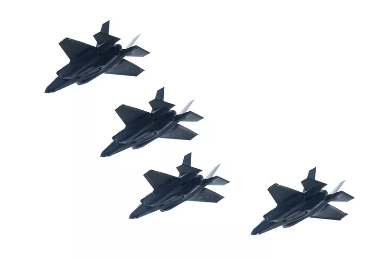 Survol d'un F-35A Lightning II de Lockheed Martin