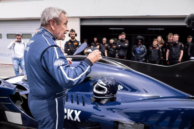 Jacky Ickx, Genesis Magma Racing Genesis