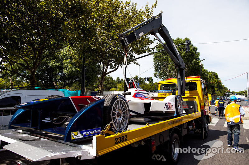 The car of Salvador Duran, Team Aguri