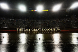 Rain falls at Bristol Motor Speedway