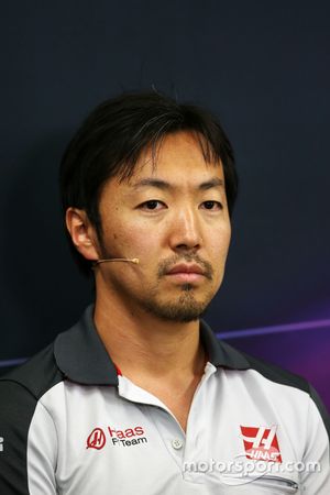 Ayao Komatsu, Haas F1 Team Race Engineer, tijdens de FIA persconferentie