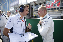 Valtteri Bottas, Williams, y Jonathan Eddolls, Williams