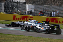 Felipe Massa, Williams Martini Racing FW38; Sergio Perez, Force India F1 VJM09