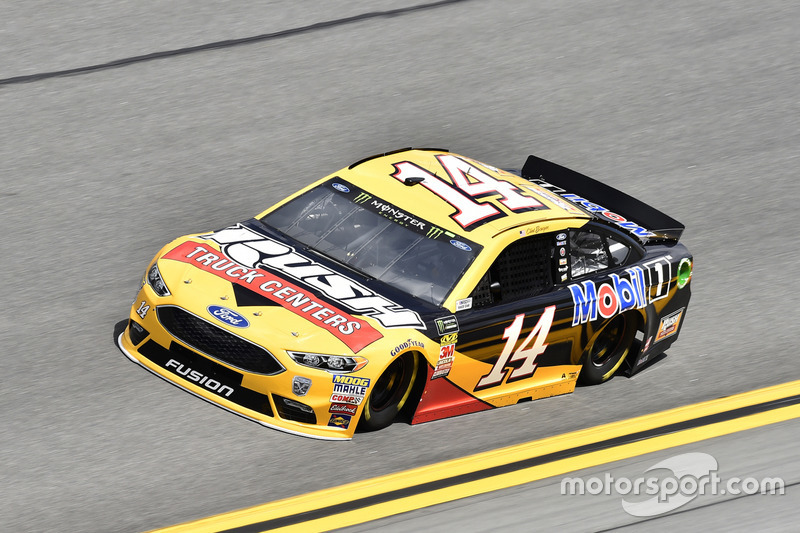№14. Клинт Боуйер, Stewart-Haas Racing, Rush Truck Centers/Mobil 1 Ford Fusion