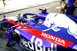 Brendon Hartley, Toro Rosso STR13 Honda, quitte le garage