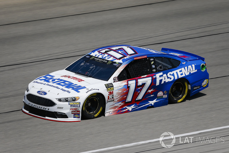 20. Ricky Stenhouse Jr., Roush Fenway Racing, Ford Fusion Fastenal