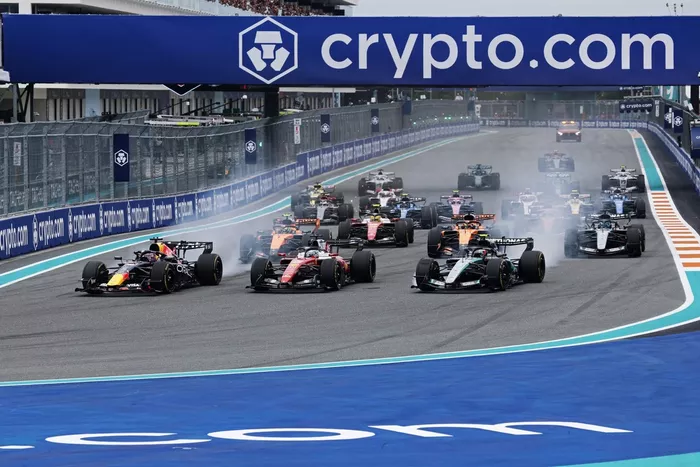 أندريا كيمي أنتونيلي، مرسيدس، تشارلز لوكلير، فيراري، ماكس فيرستابين، ريد بول راسينغ