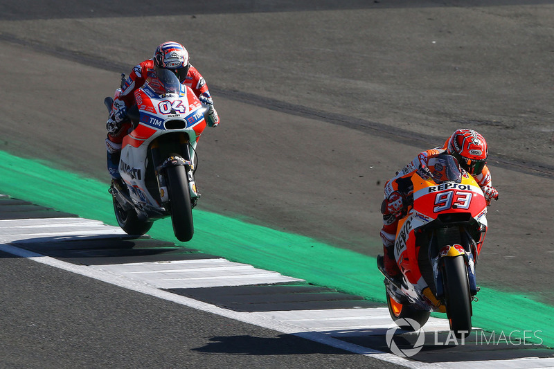 7. Márquez rompe el motor en Silverstone y abandona