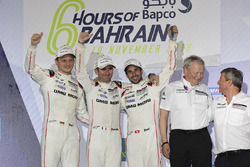 Campeones del mundo LMP1 #2 Porsche Team Porsche 919 Hybrid: Romain Dumas, Neel Jani, Marc Lieb