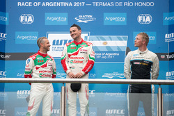Podium: winner Norbert Michelisz, Honda Racing Team JAS, second place Tiago Monteiro, Honda Racing Team JAS, third place Thed Björk, Polestar Cyan Racing