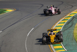 Ніко Хюлькенберг, Renault Sport F1 Team RS17, Естебан Окон, Force India VJM10