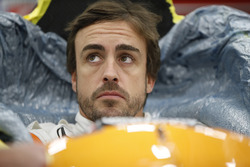 Fernando Alonso montaje de asiento