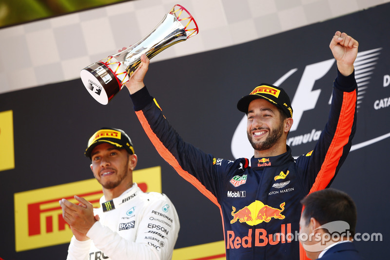 Podio: tercer lugar Daniel Ricciardo, Red Bull Racing