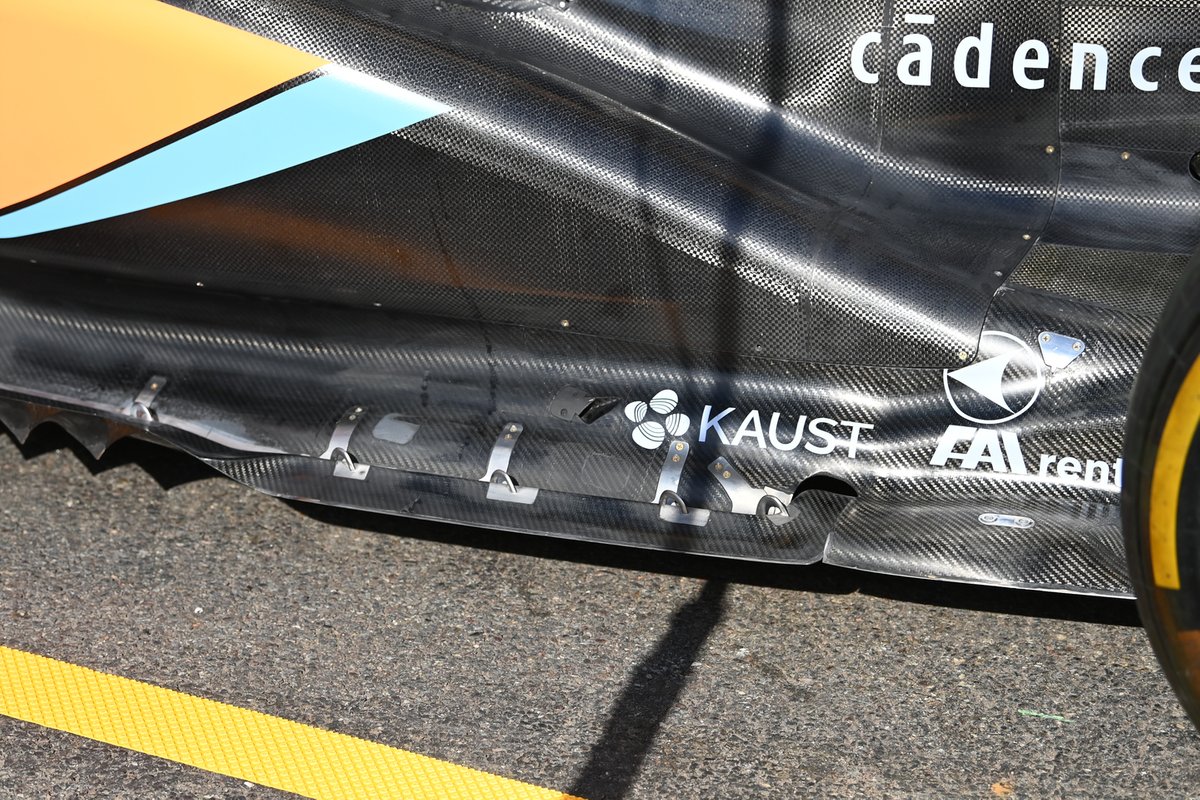 Detalle de la parte trasera del McLaren MCL36