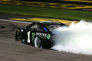 Race winner Kurt Busch, Chip Ganassi Racing, Chevrolet Camaro