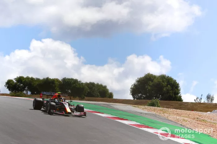 Sergio Pérez, Red Bull Racing RB16B 
