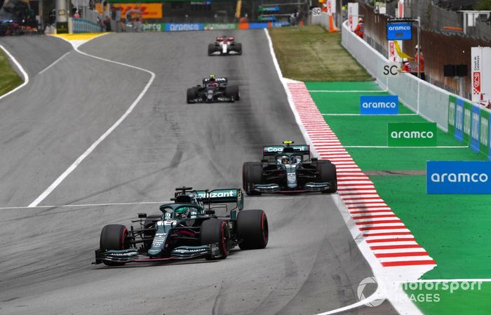 Lance Stroll, Aston Martin AMR21, Sebastian Vettel, Aston Martin AMR21, Pierre Gasly, AlphaTauri AT02