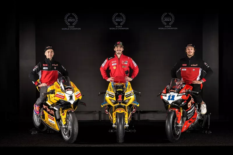 Panigale V4 2023 World Champion Replica
