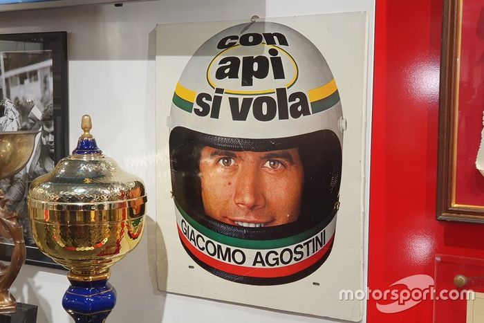 Un cartel publicitario