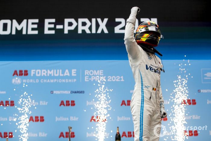Stoffel Vandoorne, Mercedes-Benz EQ celebra la victoria en el parque cerrado