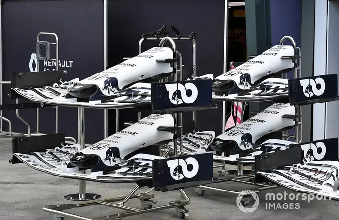 Spare AlphaTauri noses and front wings