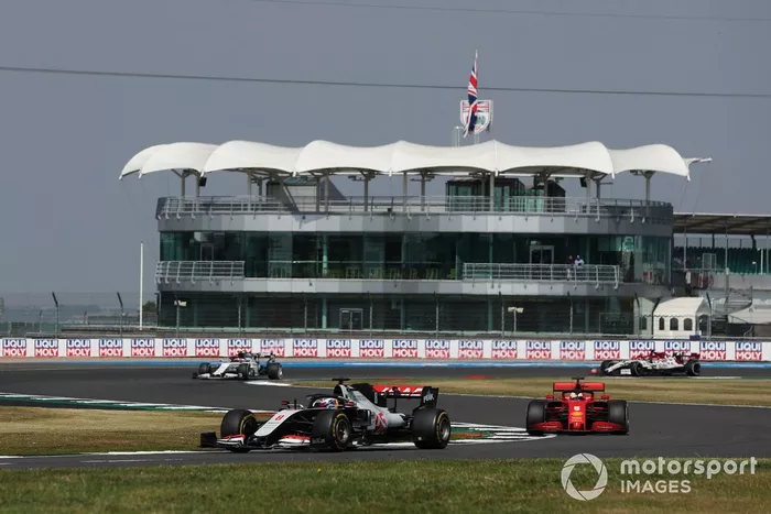 Romain Grosjean, Haas VF-20, Sebastian Vettel, Ferrari SF1000