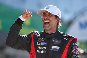 #7 Porsche Penske Motorsport Porsche 963: Felipe Nasr