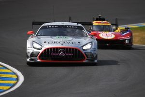 #63 Iron Lynx Mercedes-AMG LMGT3: Stephen Grove, Brenton Grove, Luca Stolz