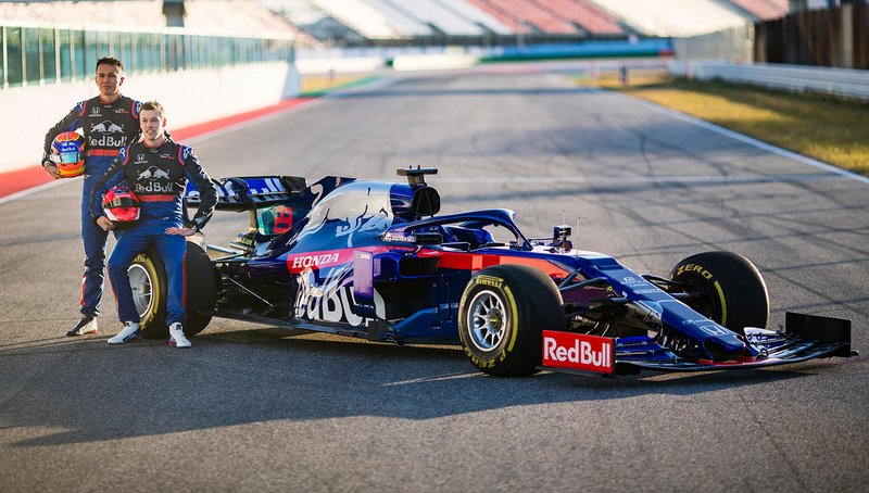 Red Bull Toro Rosso Honda: 23 años de media