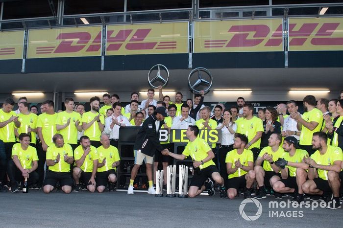 Lewis Hamilton, Mercedes AMG F1, Valtteri Bottas, Mercedes AMG F1 y de Mercedes