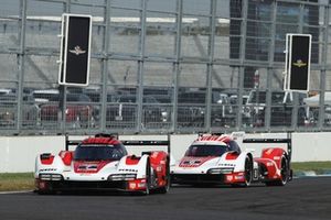 #7 Team Penske Motorsport Porsche 963: Dane Cameron, Felipe Nasr, #6 Team Penske Motorsport Porsche 963: Nick Tandy, Mathieu Jaminet