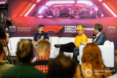Alex Albon, Williams Racing, Lando Norris, McLaren F1 Team